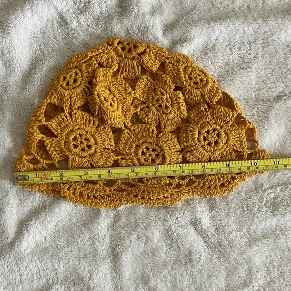 3/$20 Crochet hat flowers yellow summer - Picture 5 of 6
